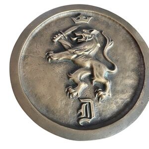 Rampant Lion Sword Shield Crest Stonewear Composit Medieval Home Wall Décor Used